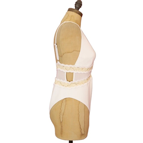 River Island High Apex One Piece Swimsuit Size 6 Deep V Sequin White Gold NWD B9 - Picture 3 of 6